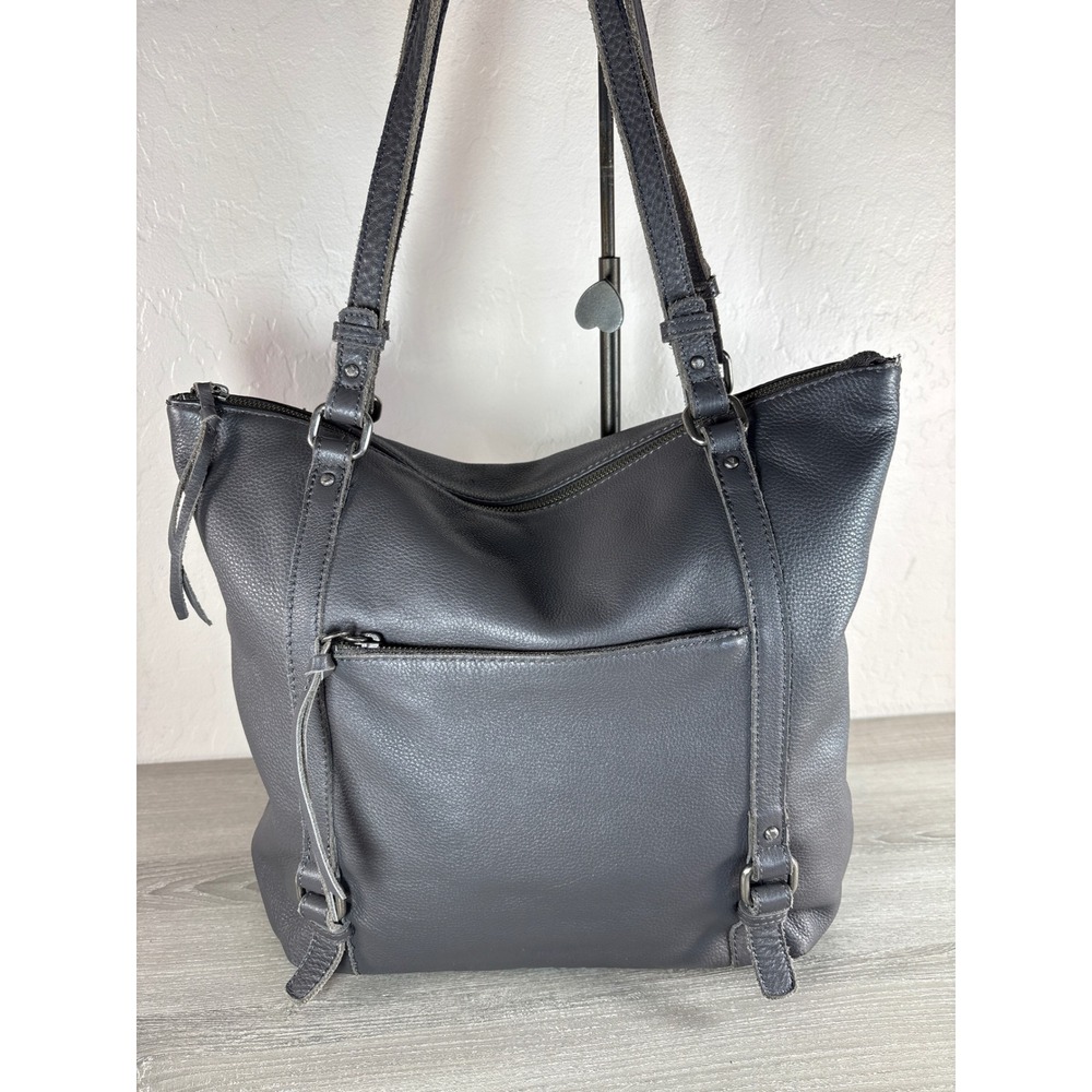 The Sak Happy & Free Palermo Gray Pebbled Leather Tote Shoulder Bag Zip Top